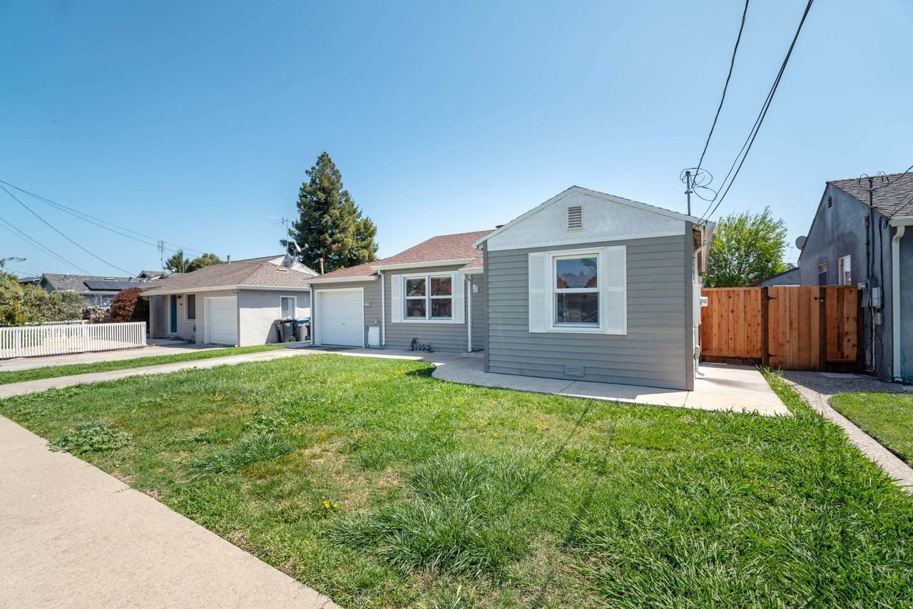 348 Stowell Ave - Photo 3 of 19