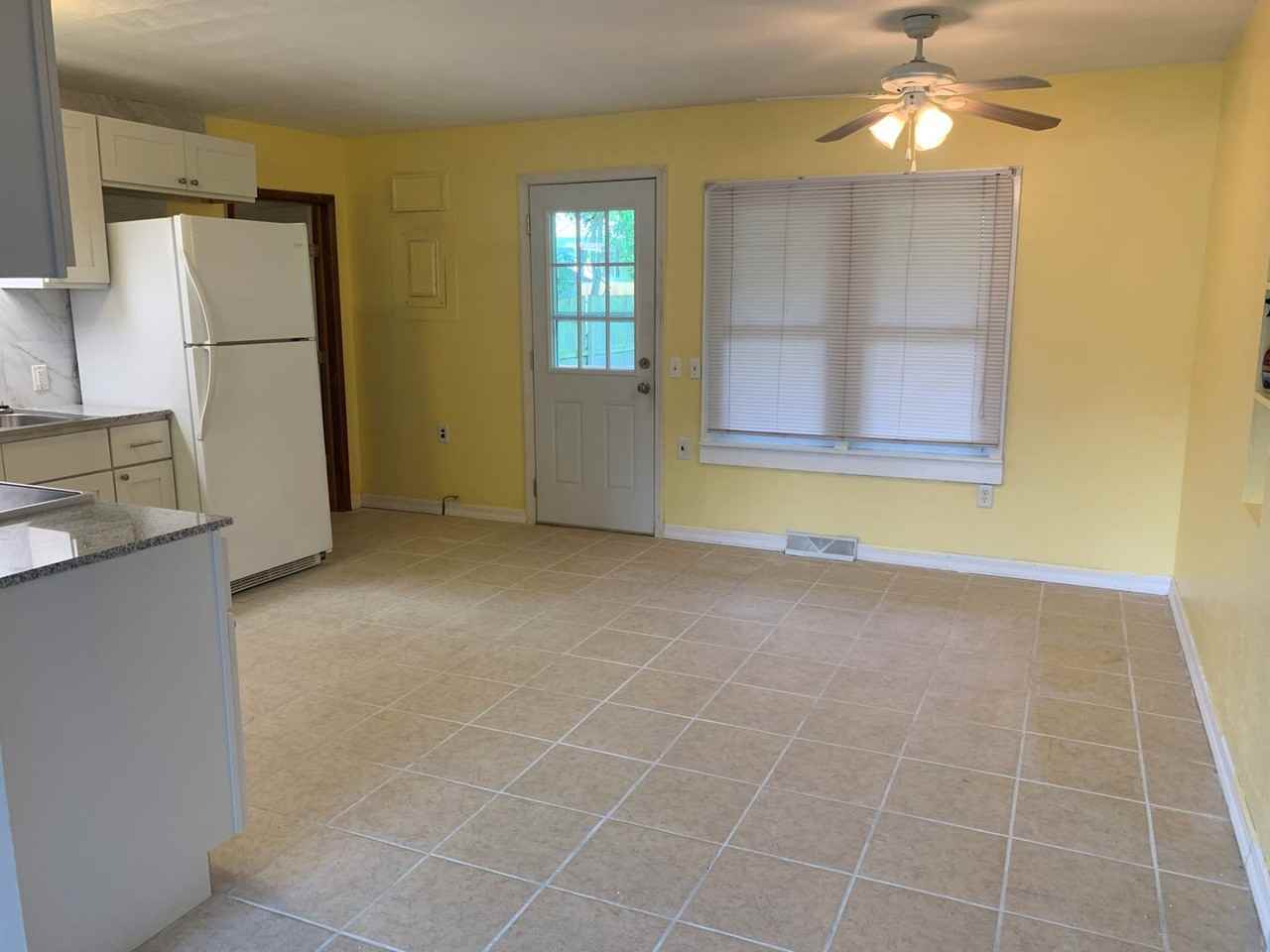 806 Historic 66 W - Photo 3 of 12