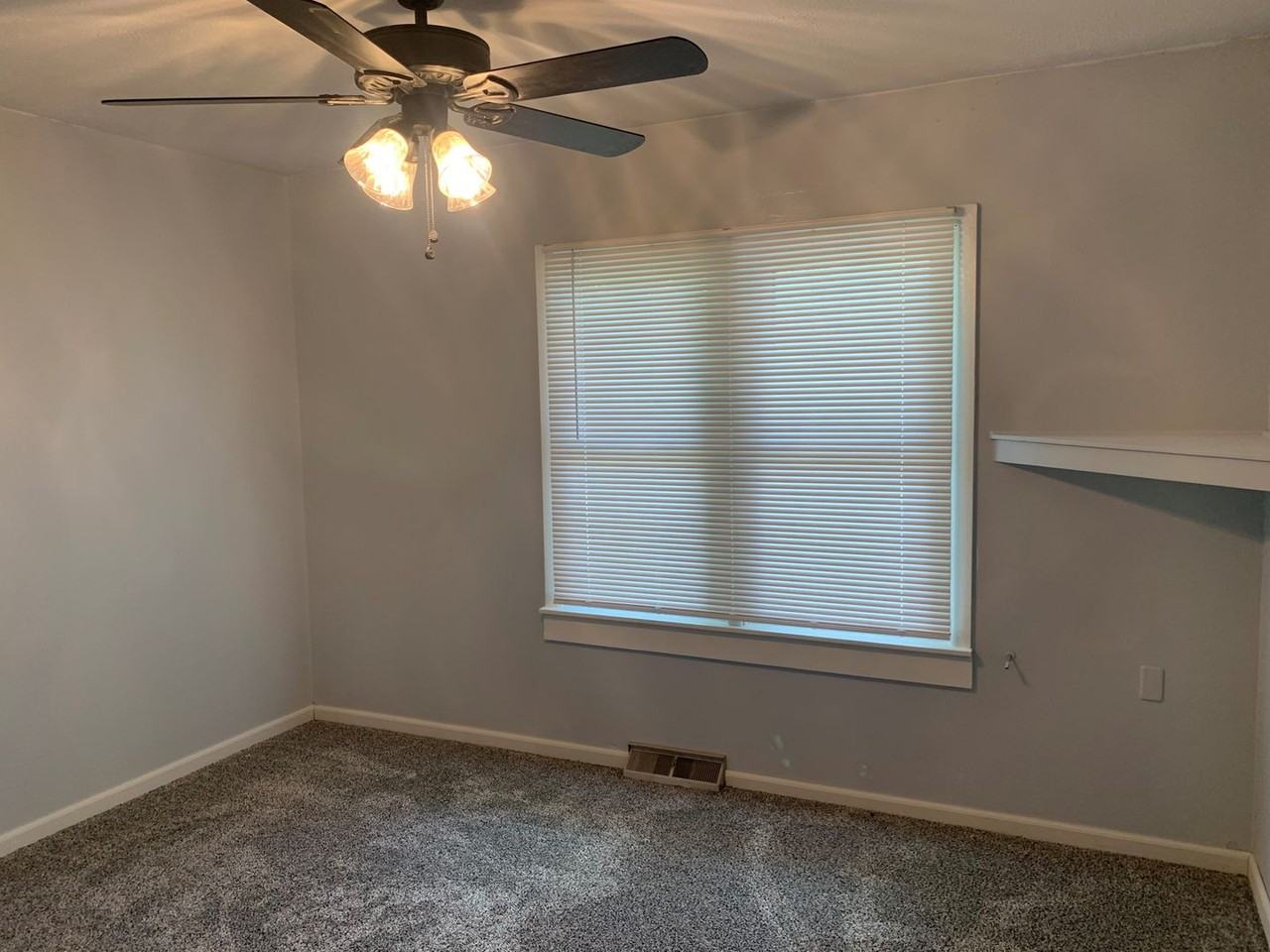 806 Historic 66 W - Photo 6 of 12