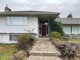 featured image of 7375 Hudson Street