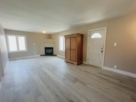 featured image of 74 Wellington St W