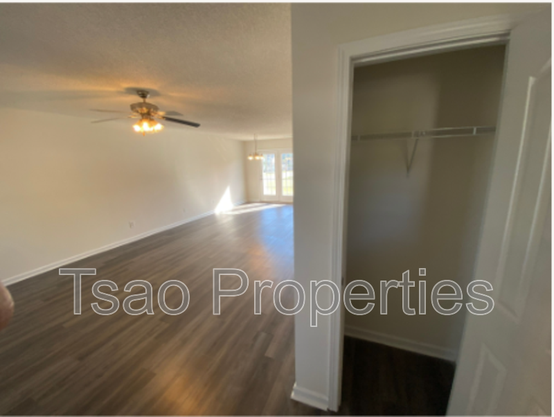 638 Overlook Rd - Photo 5 of 26
