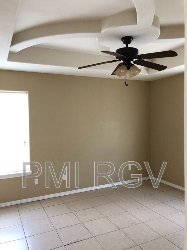 304 W Amy Dr - Photo 5 of 11