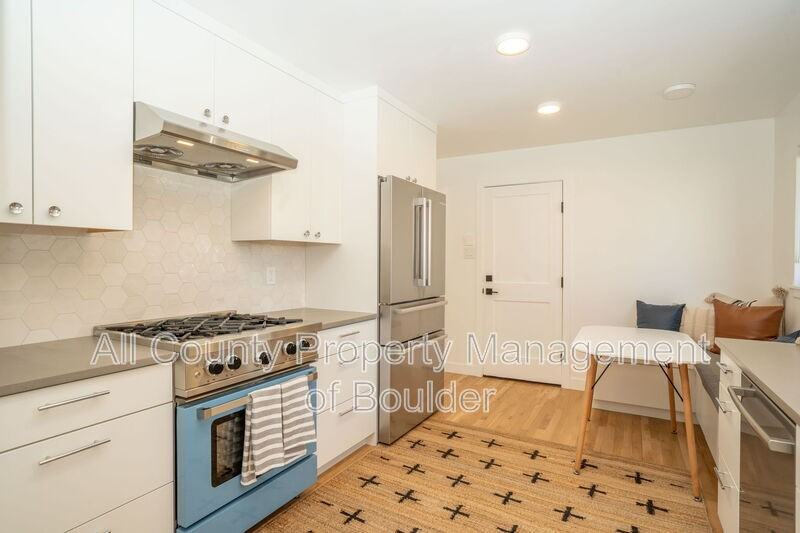 1330 Cedar Ave - Photo 7 of 14