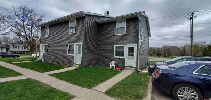991 7th St - Photo 2 of 15