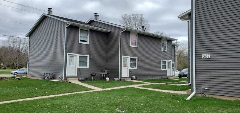 991 7th St - Photo 3 of 15