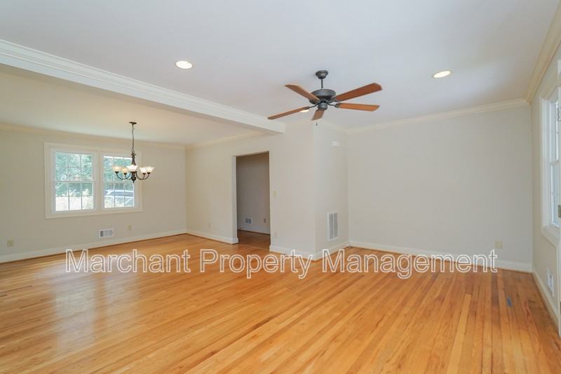 36 Primrose Ln - Photo 5 of 24