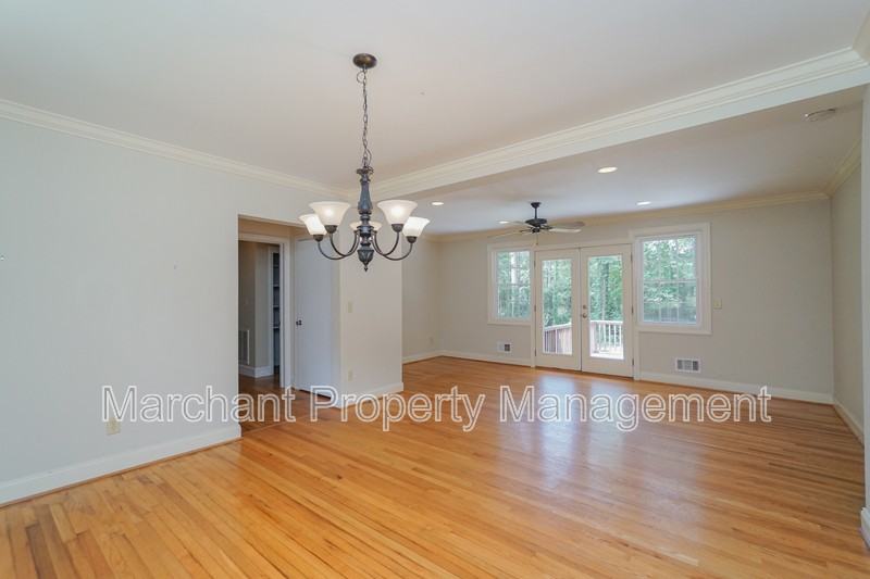 36 Primrose Ln - Photo 6 of 24