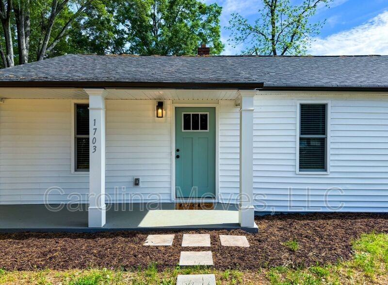 1703 E Washington St - Photo 2 of 14