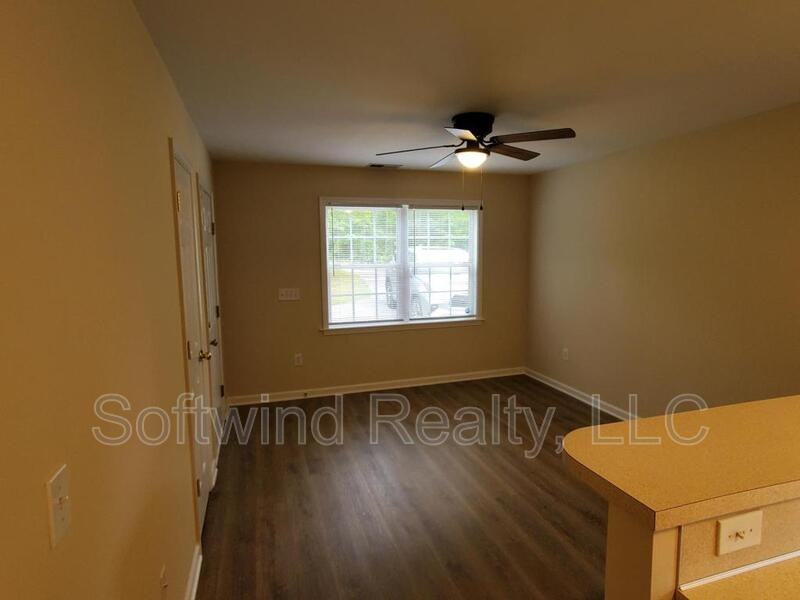 1535A Elmwood Ave - Photo 2 of 10