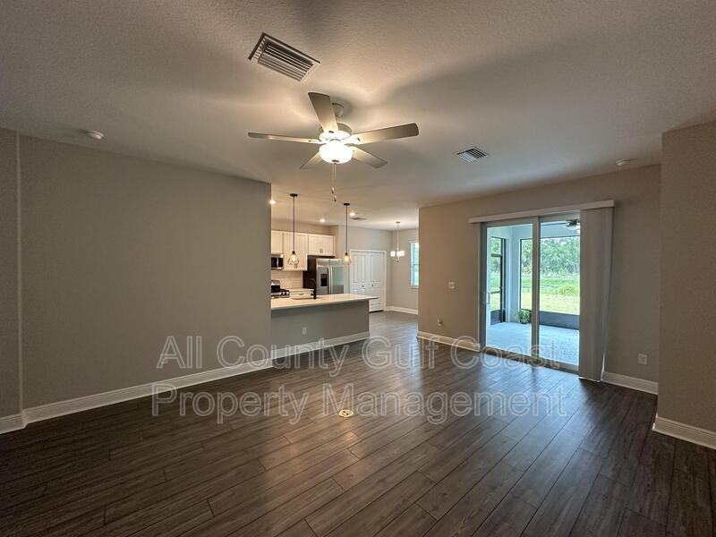 8131 Tea Olive Ter - Photo 7 of 17