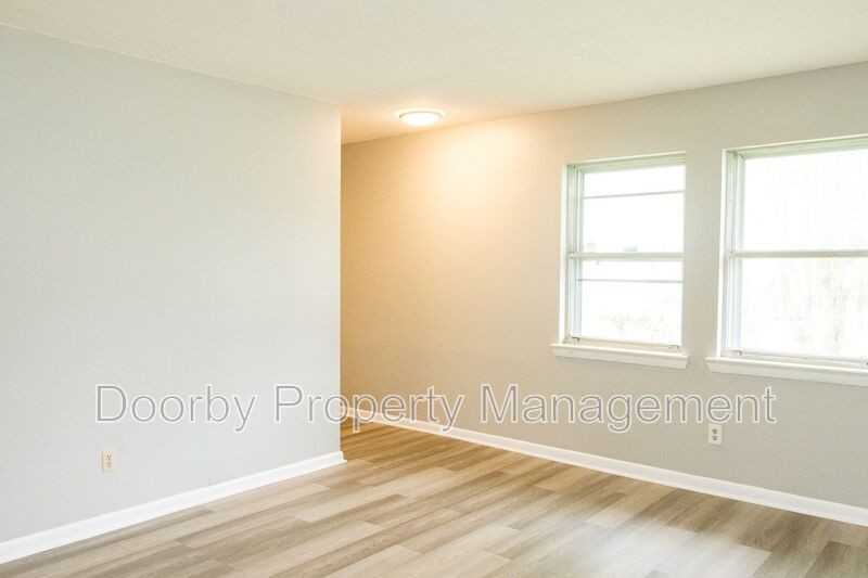 5038 Cameron Ln - Photo 2 of 18