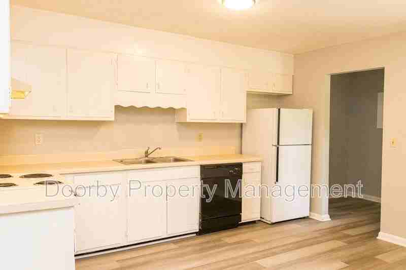 5038 Cameron Ln - Photo 4 of 18