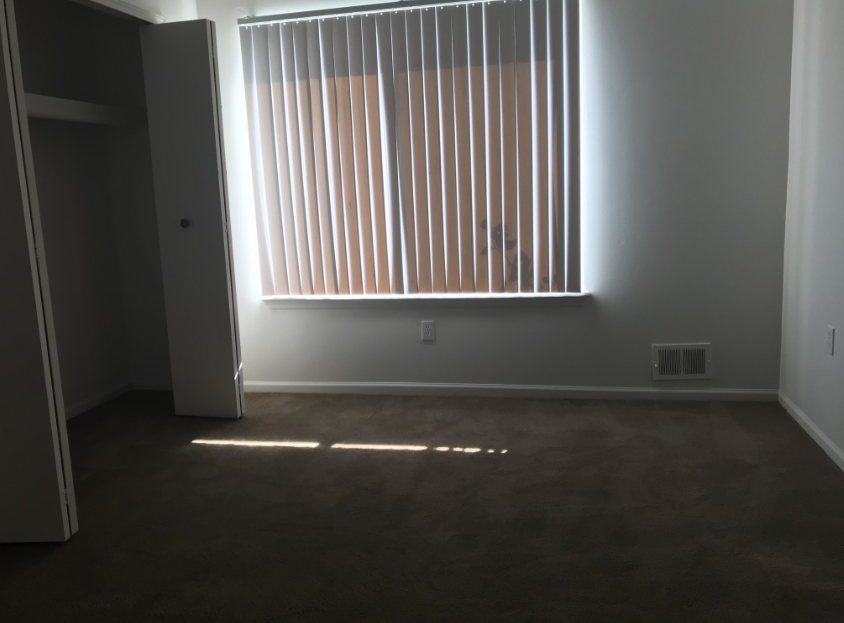 Creekwood Apartments - Photo 4 of 5