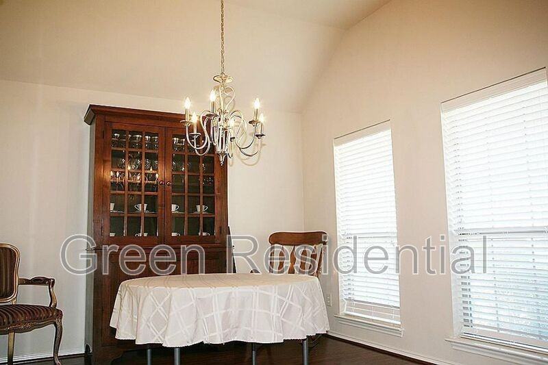 868 Sierra Brook Ln - Photo 3 of 15