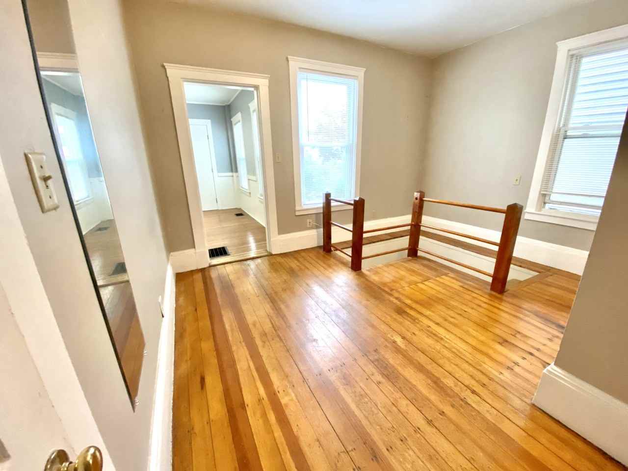 Fairmont Ave #1R - Photo 5 of 17