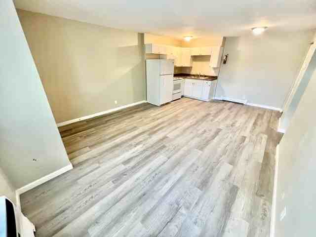 110-128 S Boeke Rd* - Photo 3 of 10