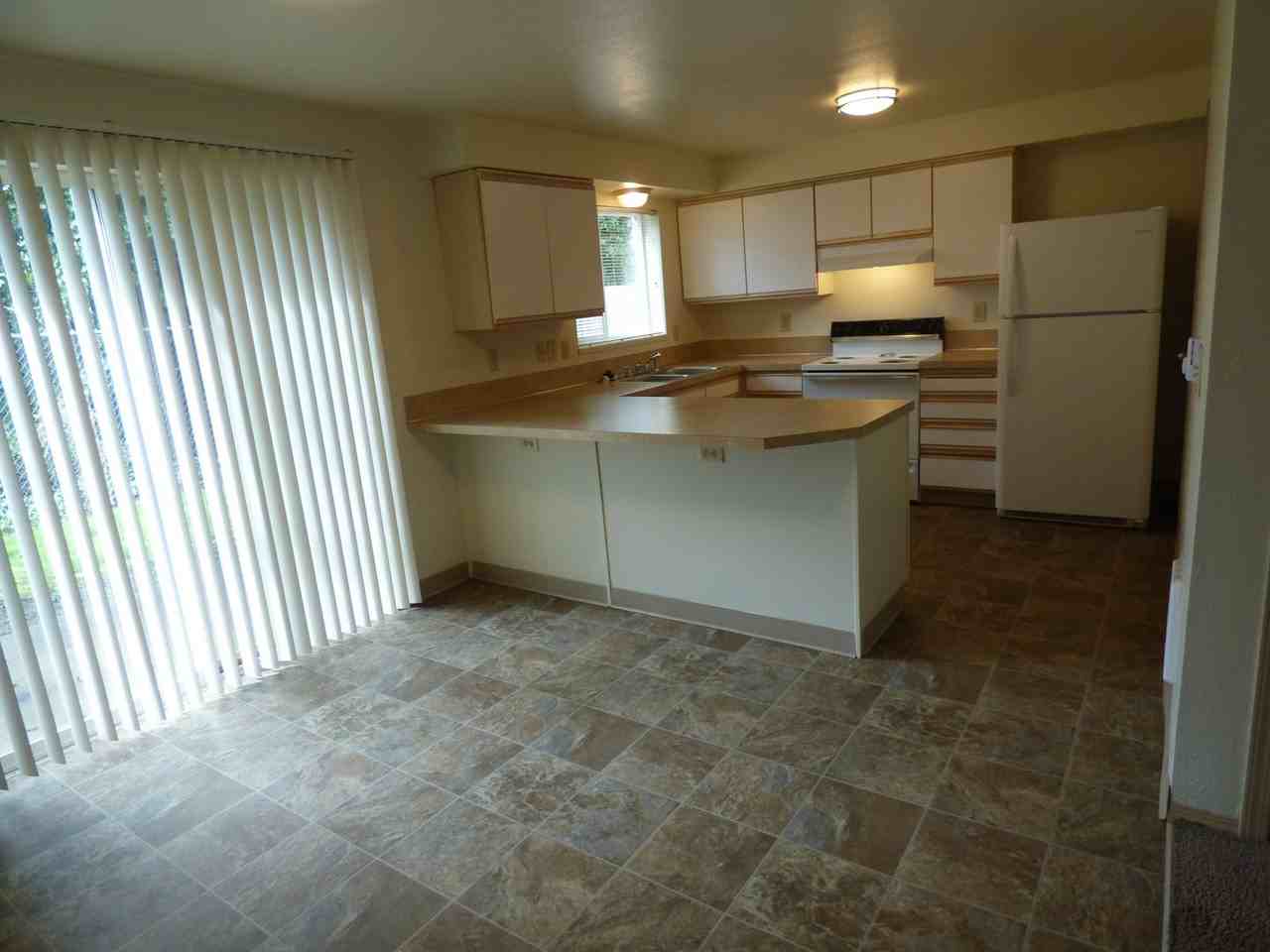 Parkview Manor Apartments - Photo 2 of 30