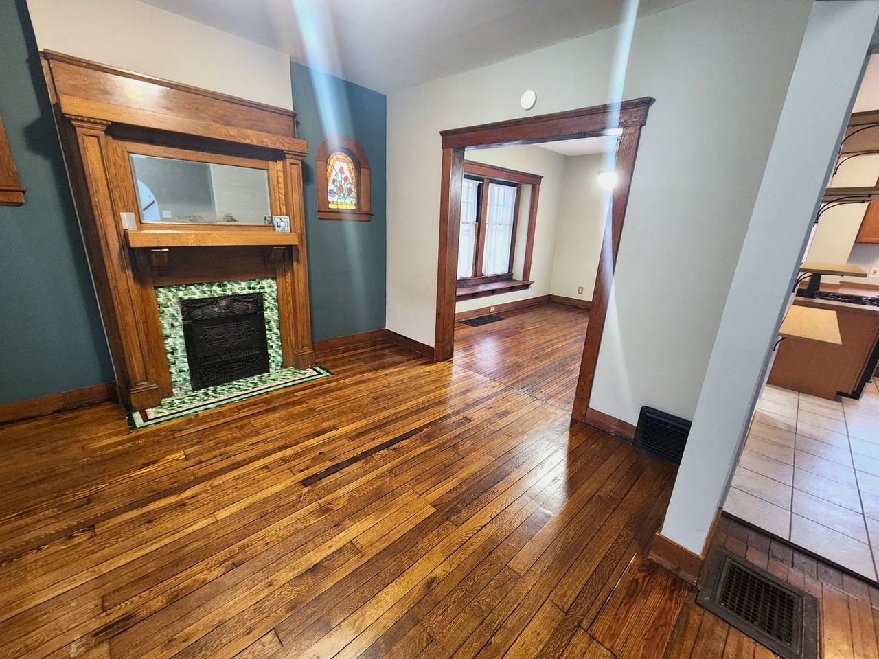 3409 Chatham Ave - Photo 6 of 23