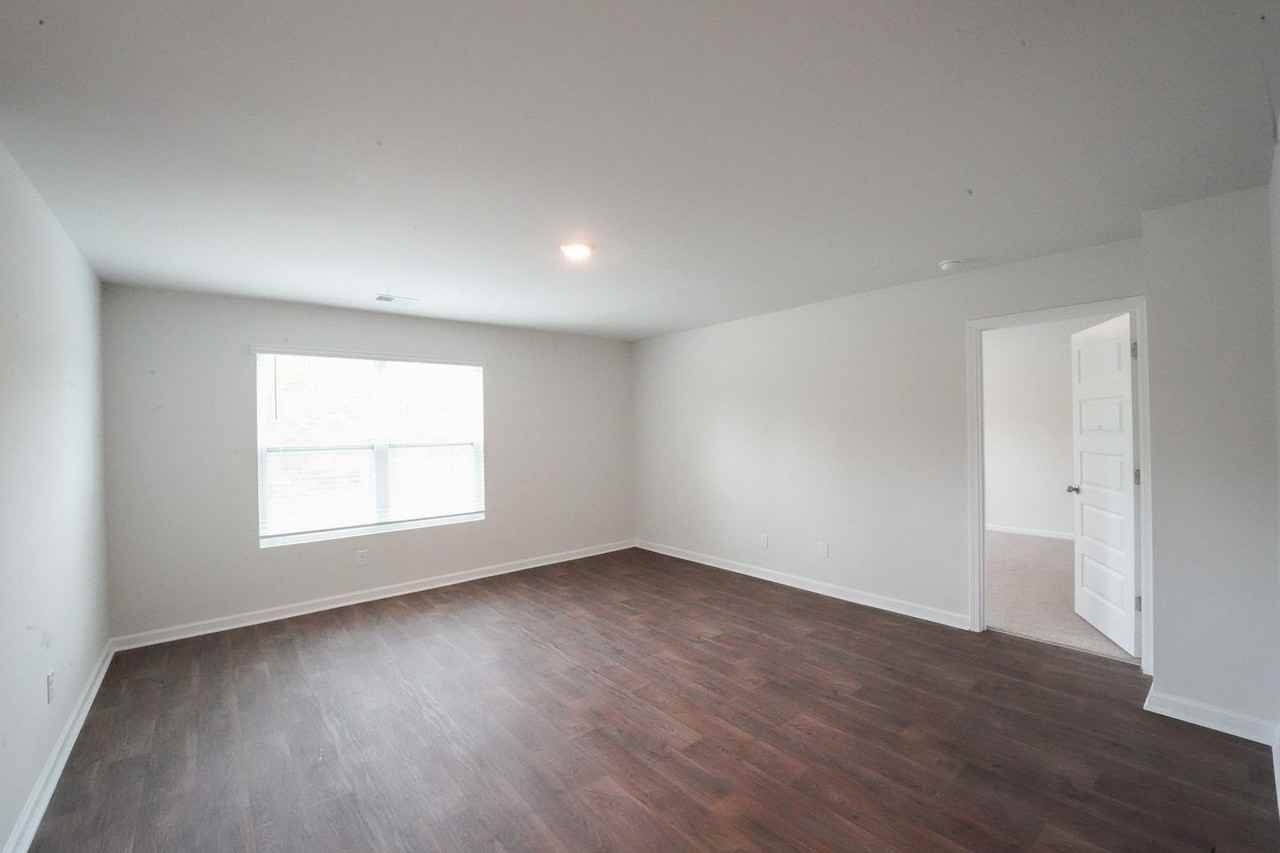 442 Coconut Dr - Photo 6 of 41