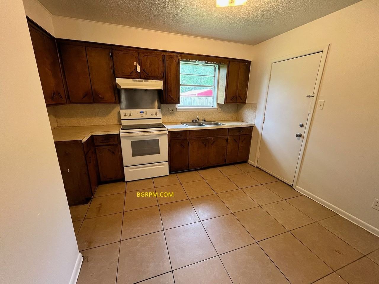 South Bailey - Photo 3 of 5