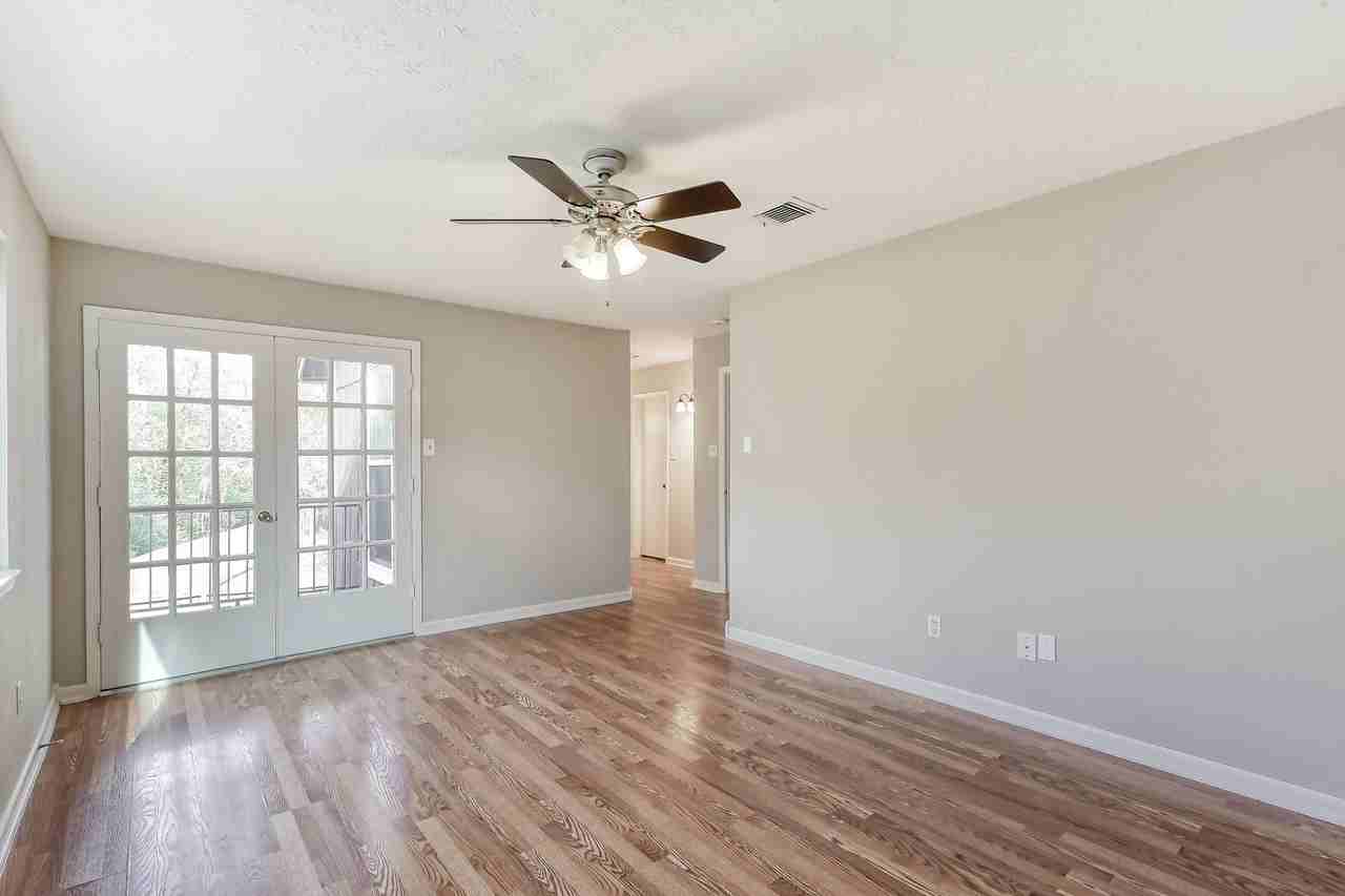 11 Lilium Ct - Photo 7 of 41