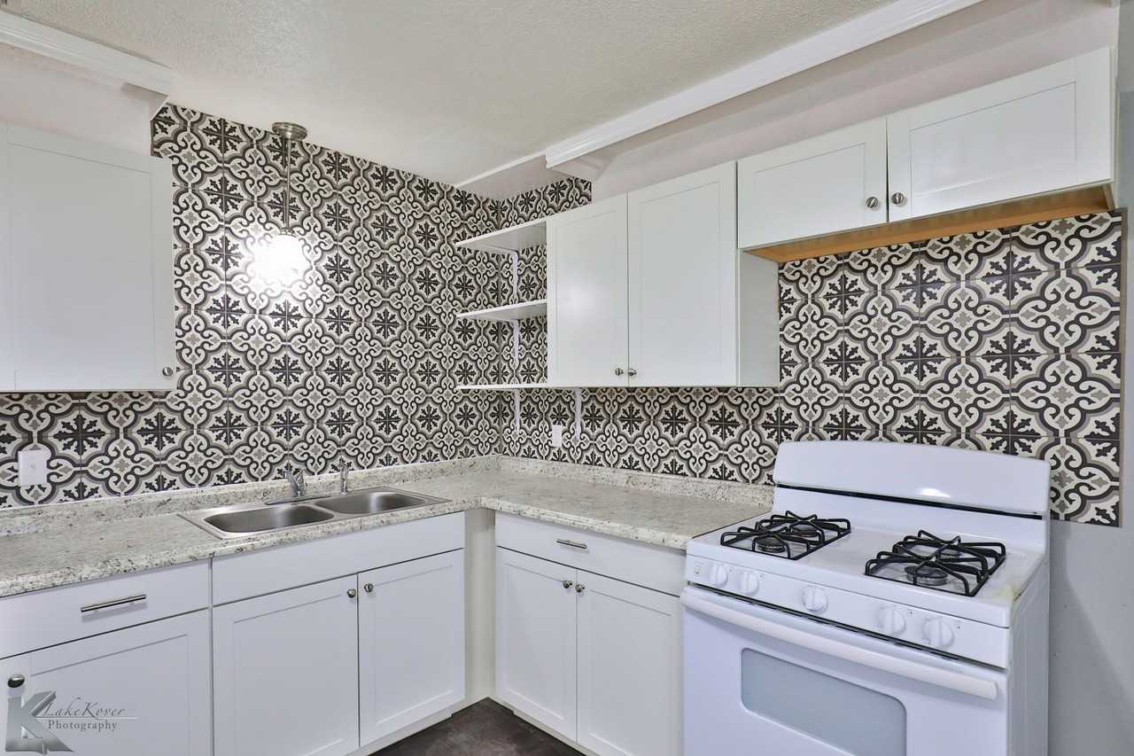 1801 Bel Air Dr - Photo 2 of 30