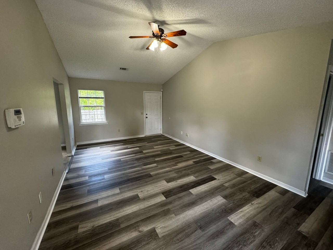 451 Sabreena Cir - Photo 2 of 13