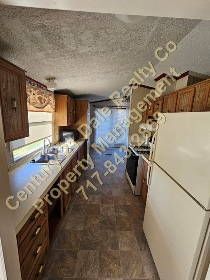 11785 Shaulls Rd - Photo 5 of 12