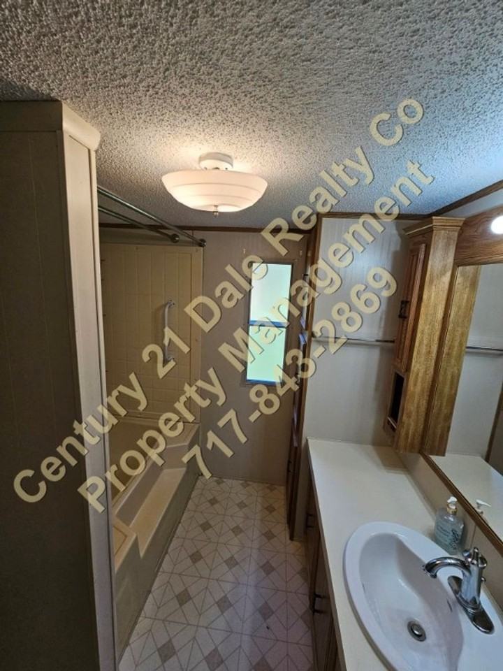 11785 Shaulls Rd - Photo 7 of 12