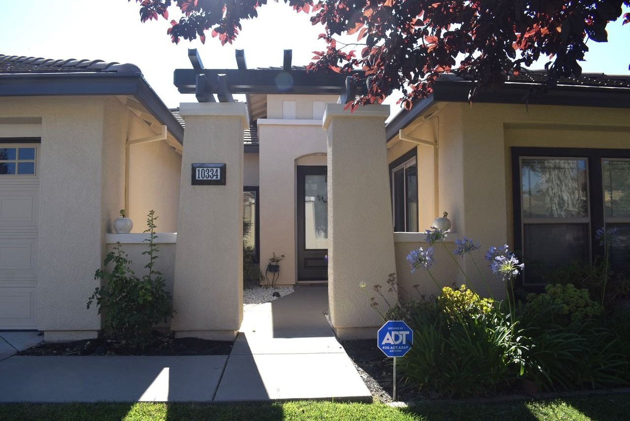 10334 Frank Greg Way - Photo 2 of 24