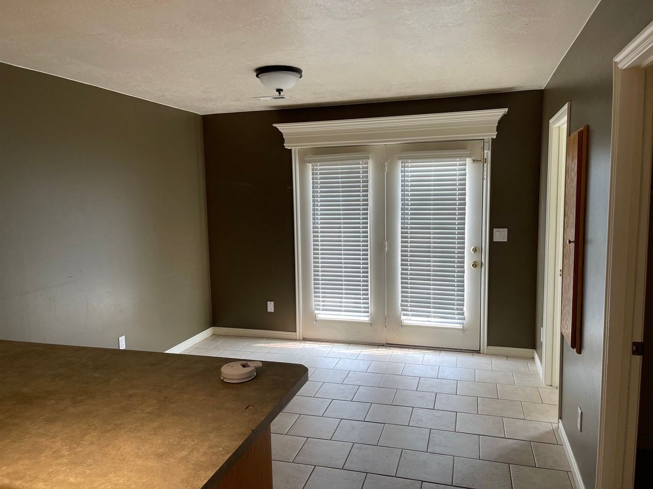323 E 2300 N - Photo 2 of 8