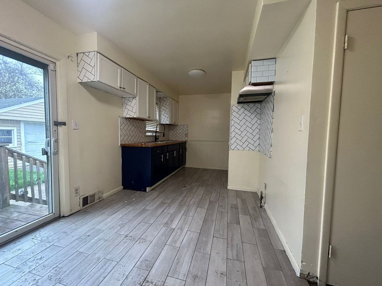 12712 Eastwood Blvd - Photo 5 of 7
