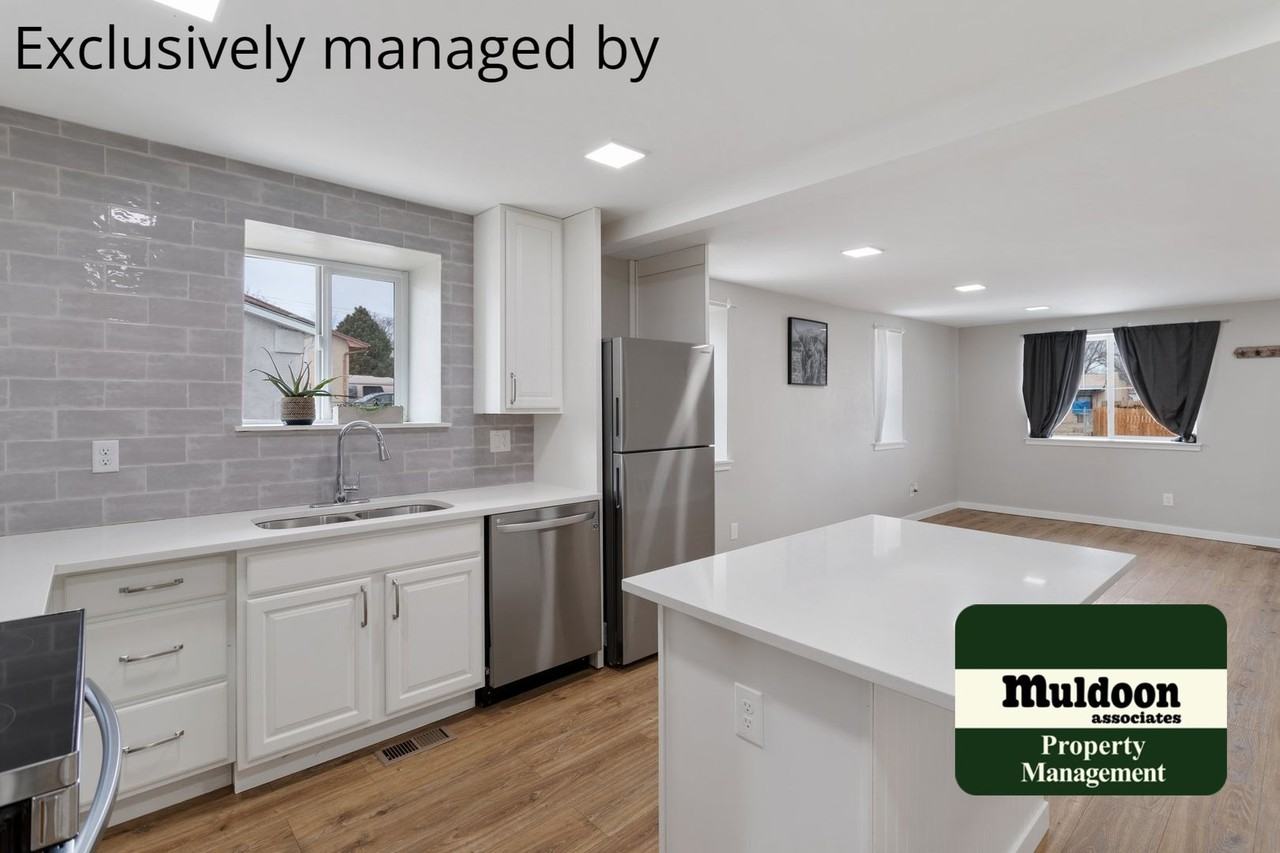 1708 E 17th St - Photo 2 of 16