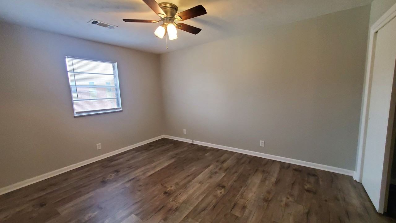 Rand Apartment Homes in Jefferson City - Photo 4 of 8
