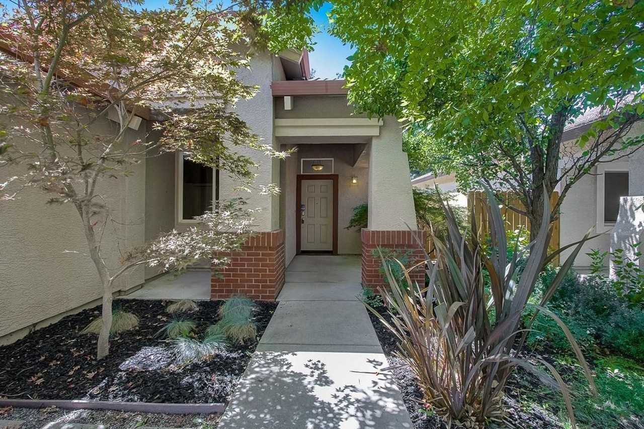 3372 Verdeca Way - Photo 2 of 28