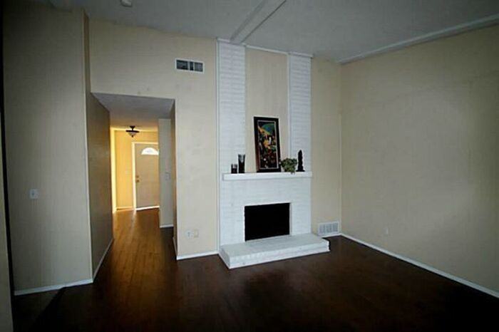 2922 Fair Meadow Dr - Photo 2 of 16