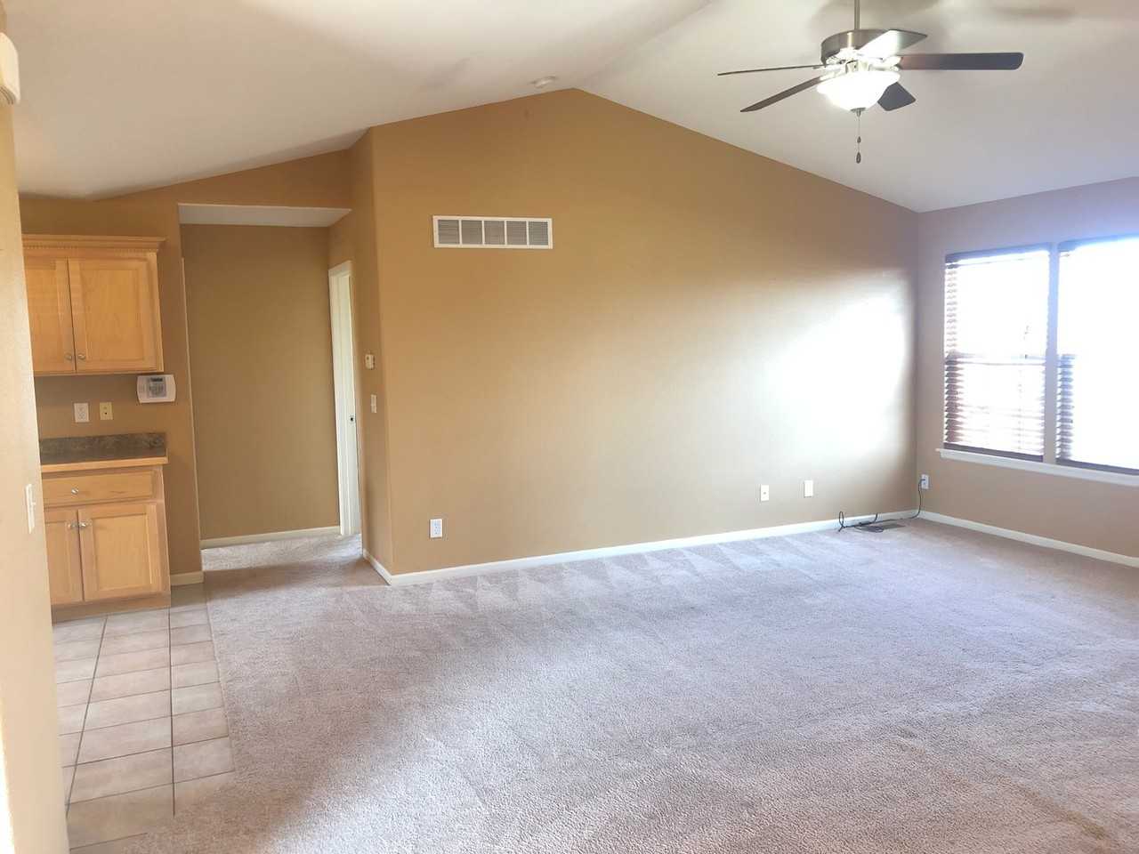 2114 Deer Trl - Photo 2 of 23