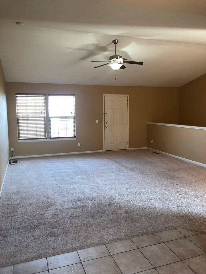 2114 Deer Trl - Photo 3 of 23