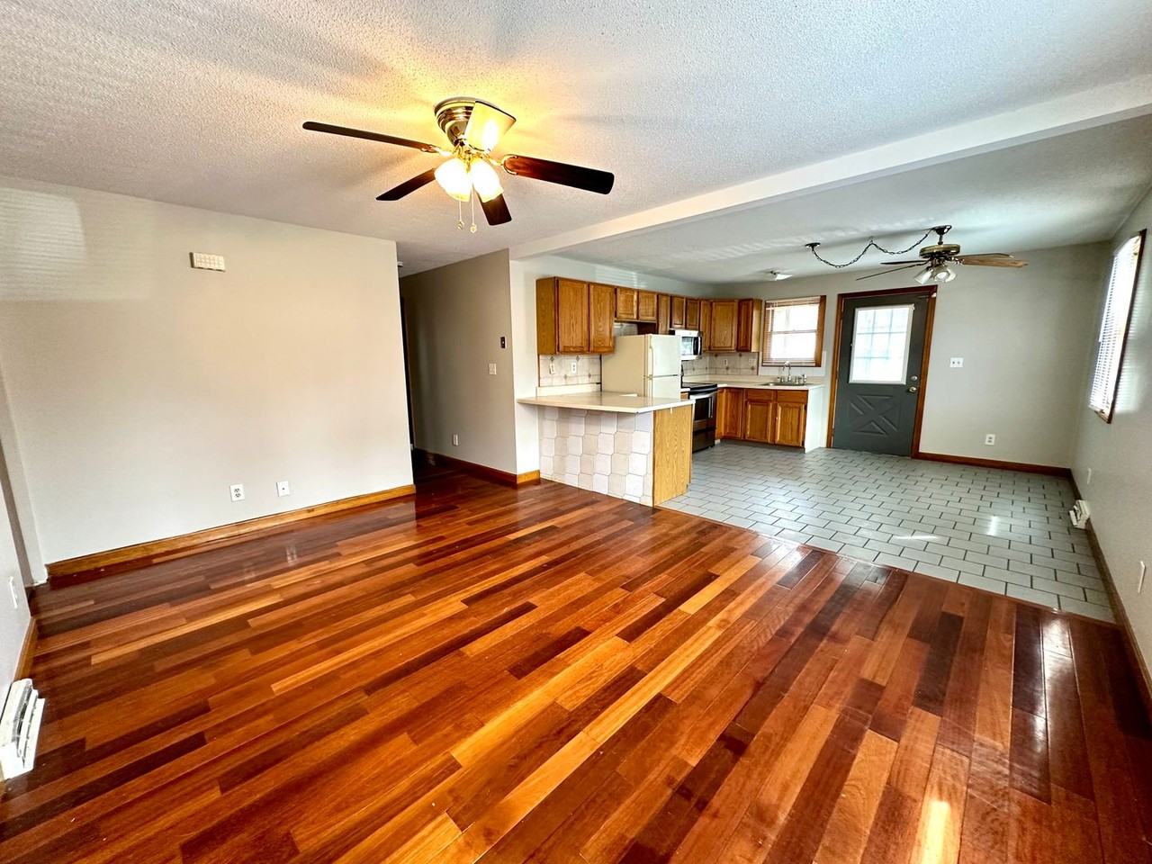 25-29 Canal Street - Photo 3 of 11