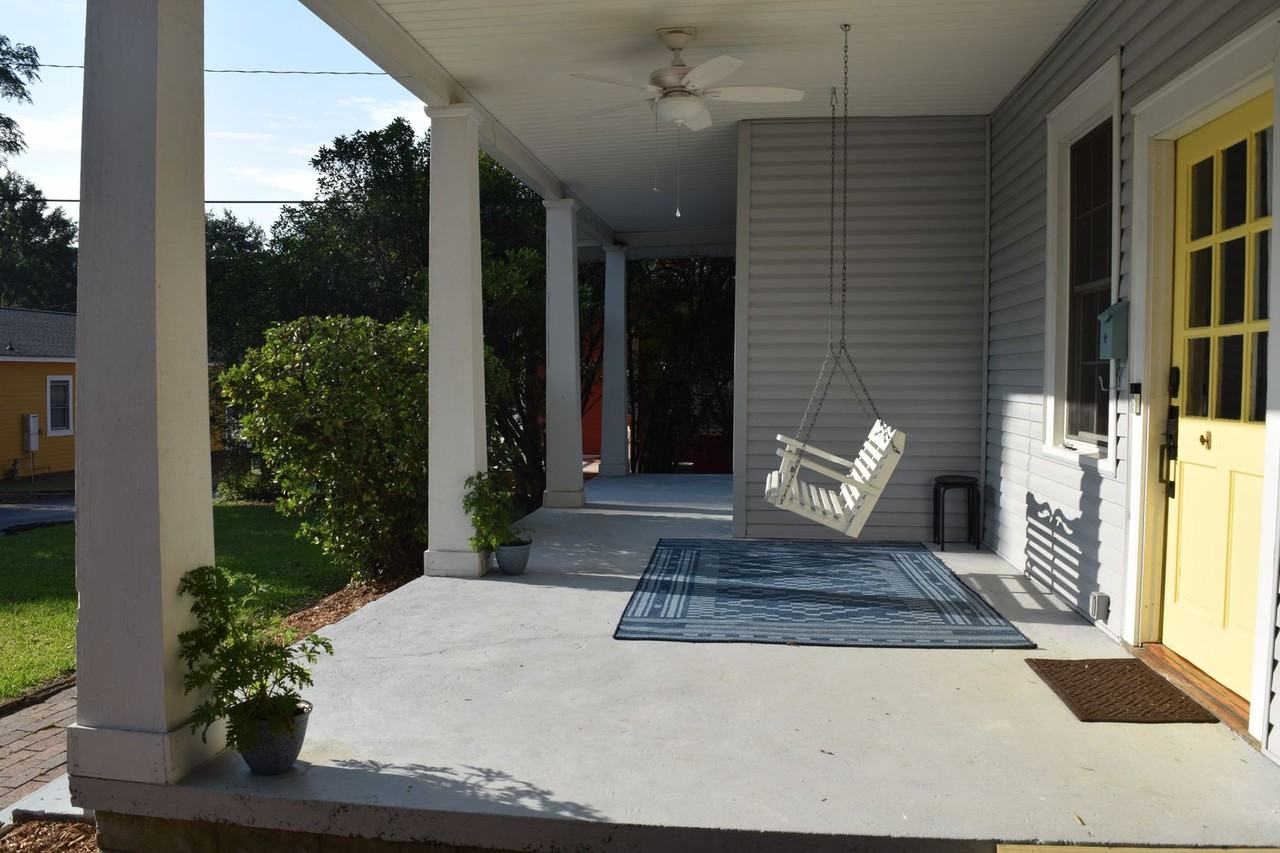 99 Huger St - Photo 2 of 18