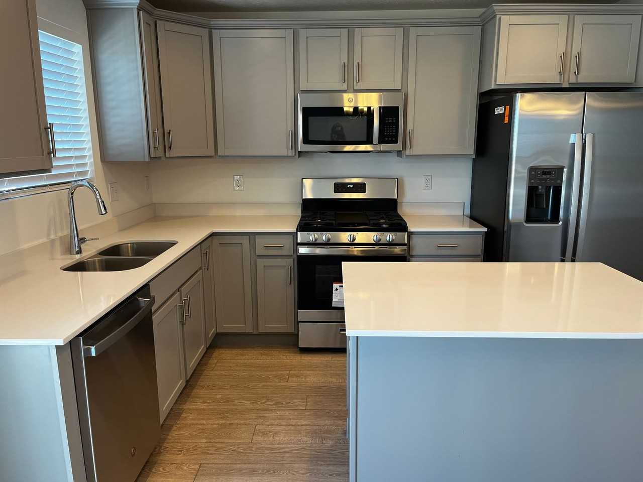 409 W Pixel Dr - Photo 2 of 26