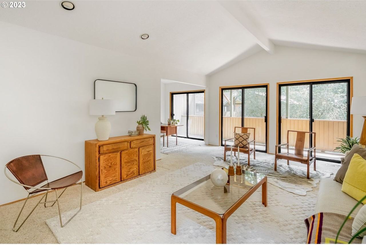 3234 Se 153rd Ave - Photo 4 of 40