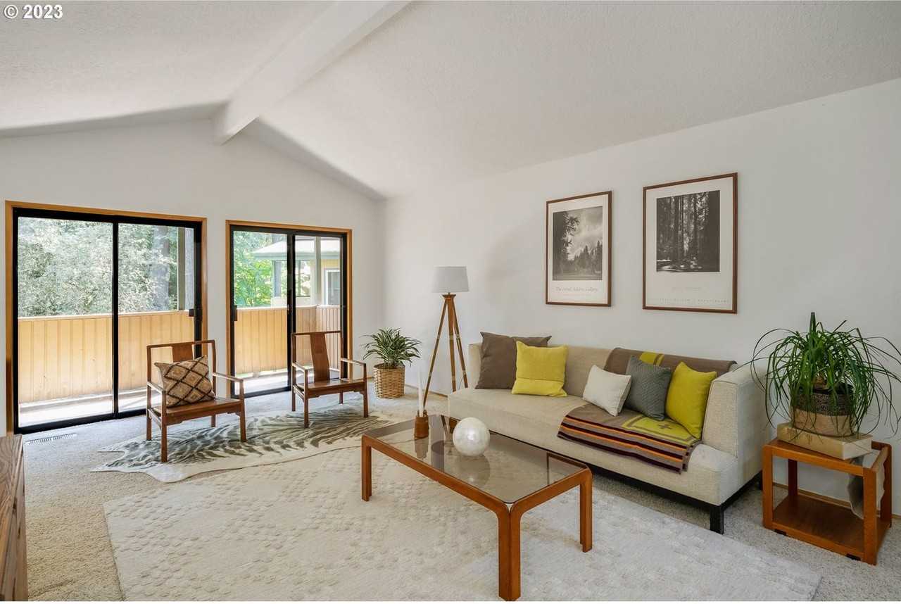 3234 Se 153rd Ave - Photo 5 of 40