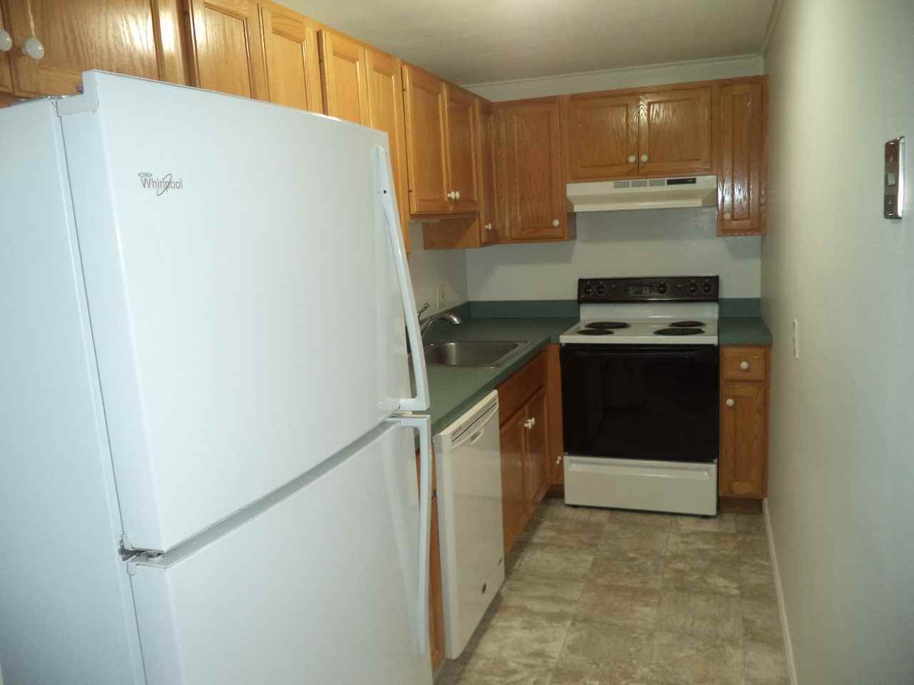 3 Pembroke Drive #5 - Photo 7 of 13