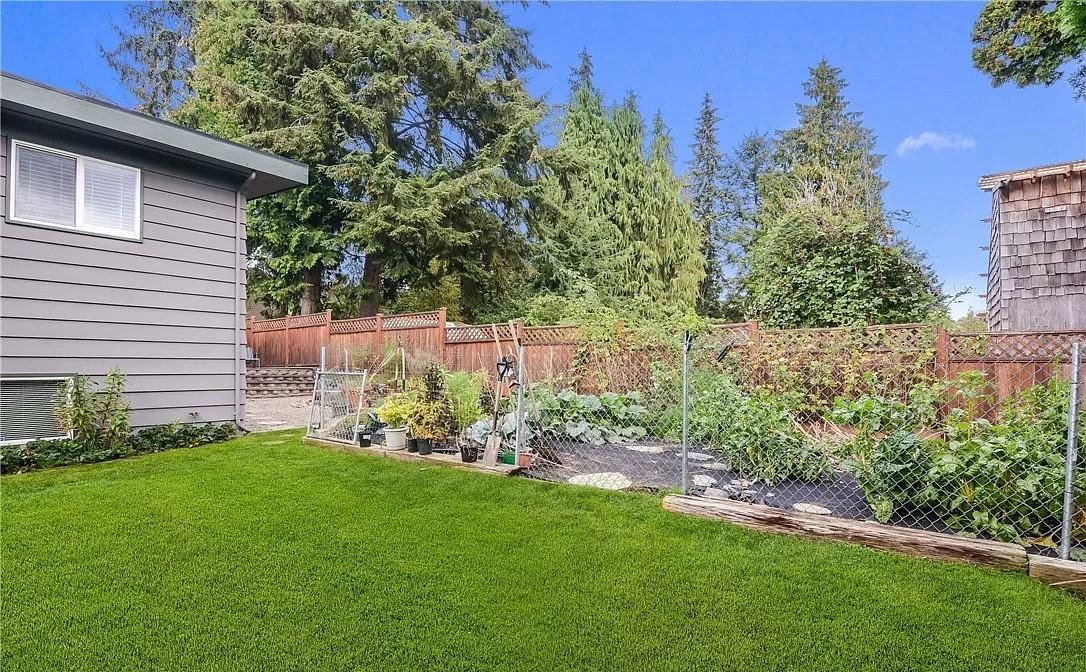17022 Jeryl Ann Pl #NA - Photo 5 of 21