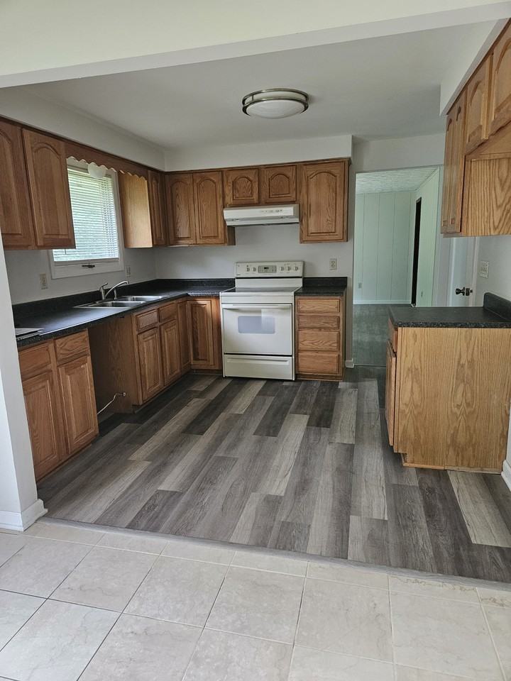 77 Ann Marie Dr #NA - Photo 2 of 6