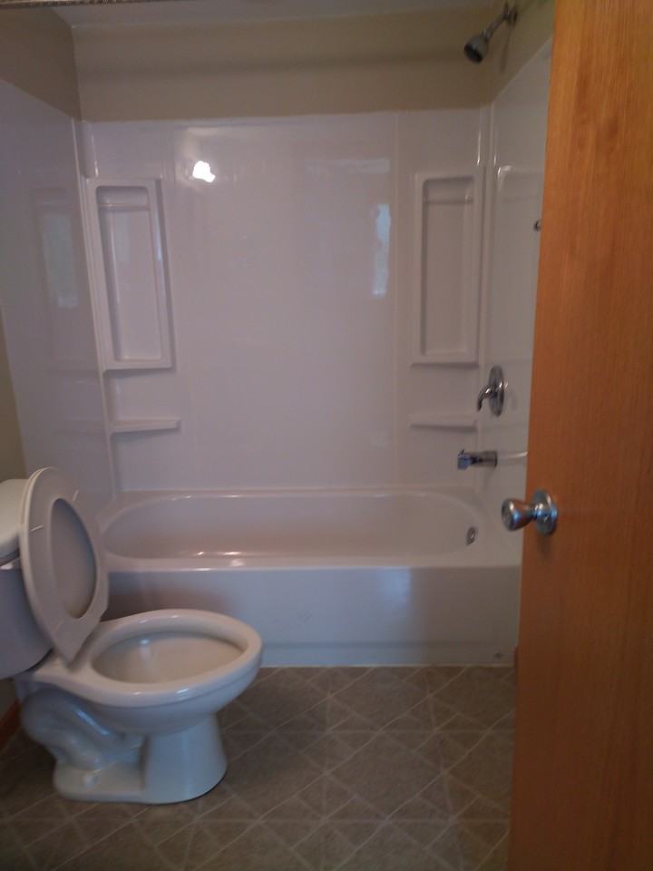 464 Brookhaven Dr #NA - Photo 3 of 7