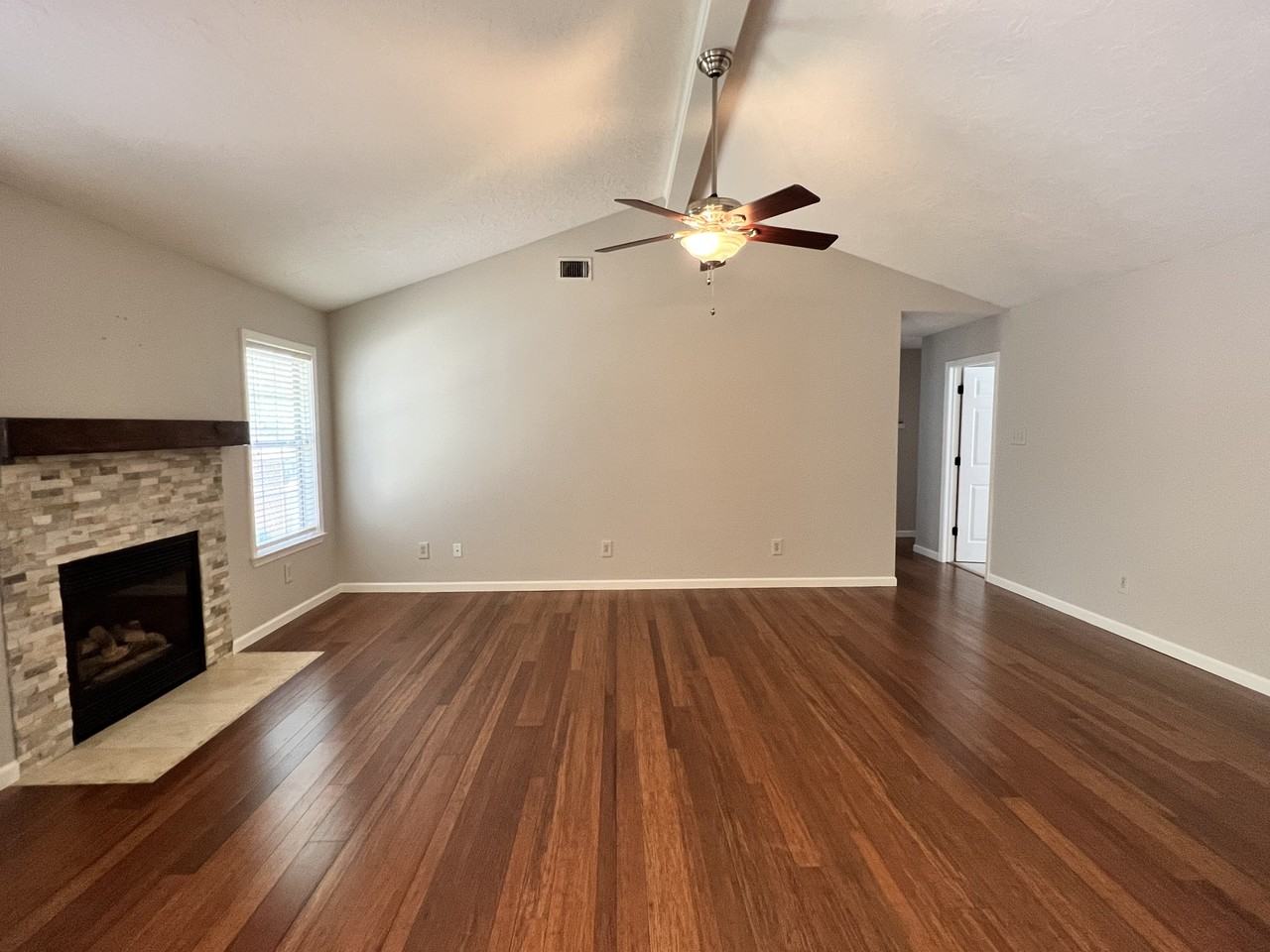 1052 Highland Blvd #NA - Photo 3 of 8