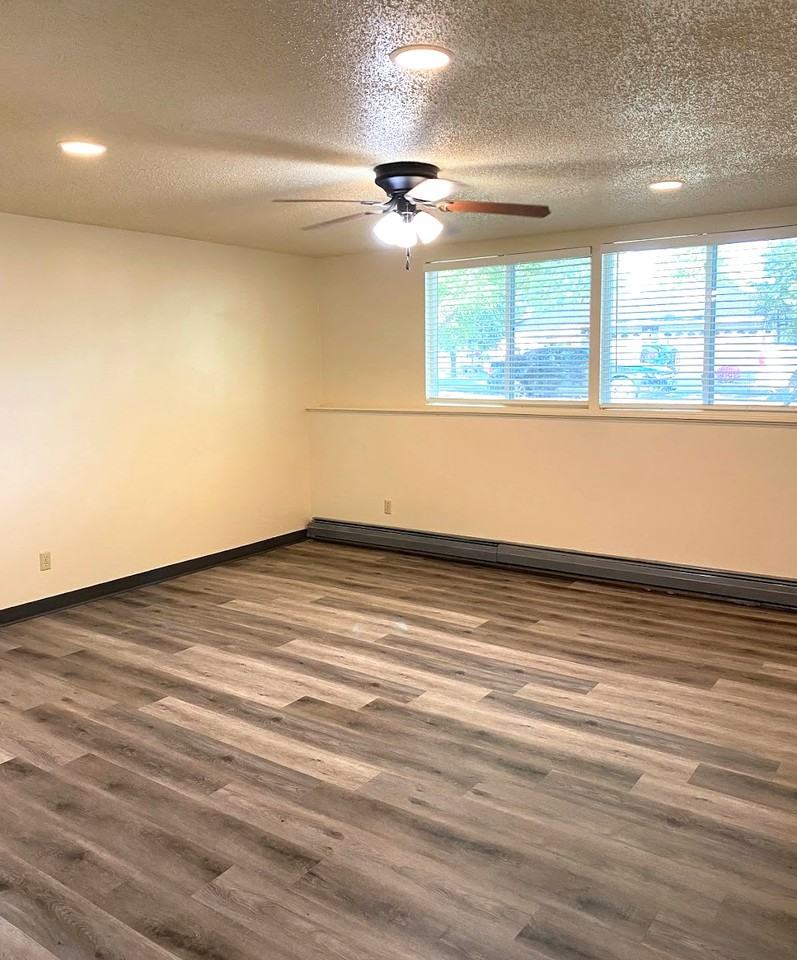 22 1st St Nw #5 - Photo 4 of 8